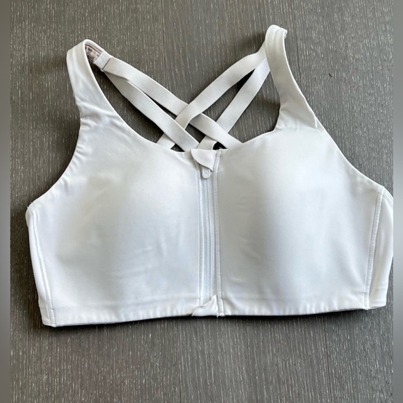Lululemon Energy Zip-Front Bra *High-Support, B–G Cups
White 38C - Picture 3 of 6
